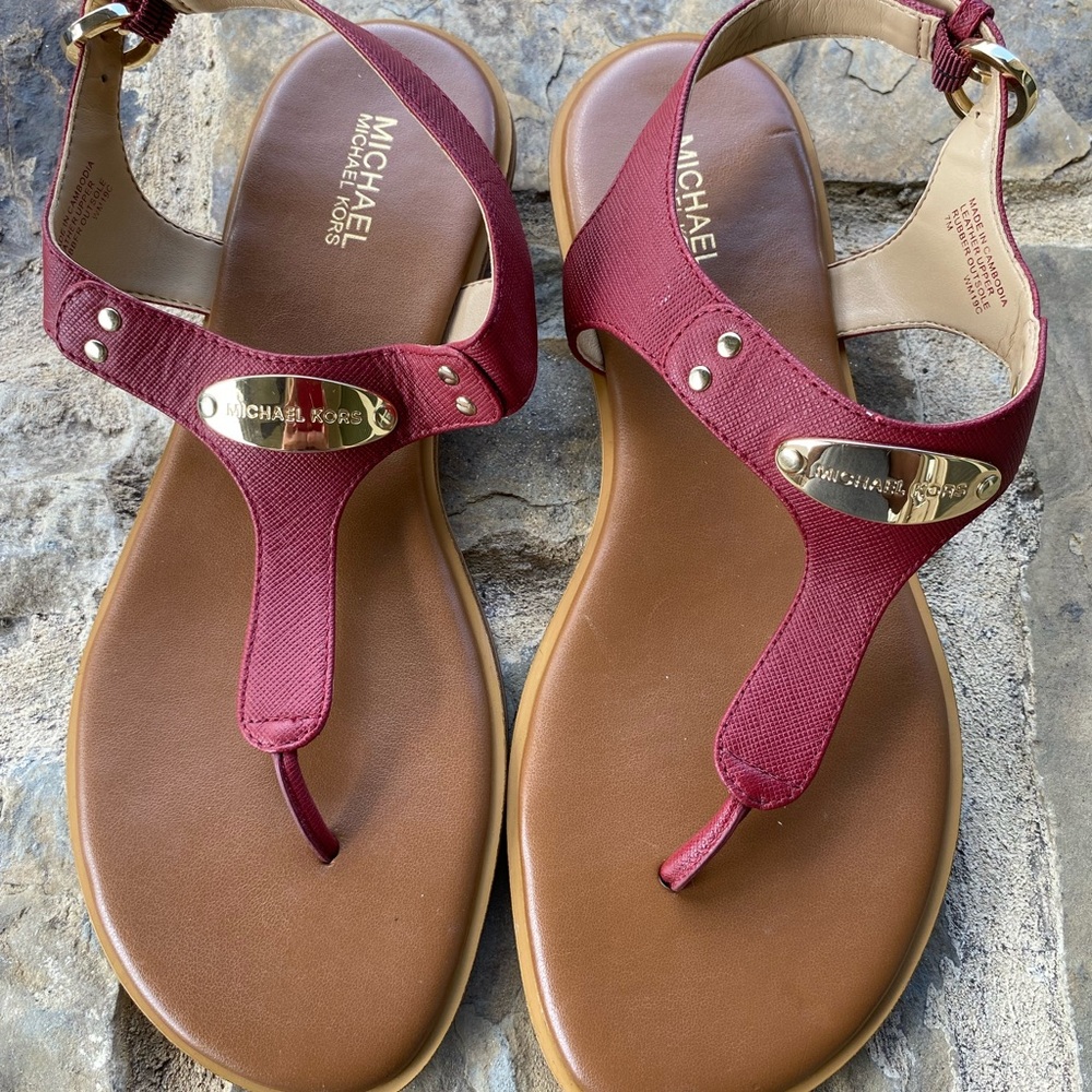 MICHAEL KORS SANDALS